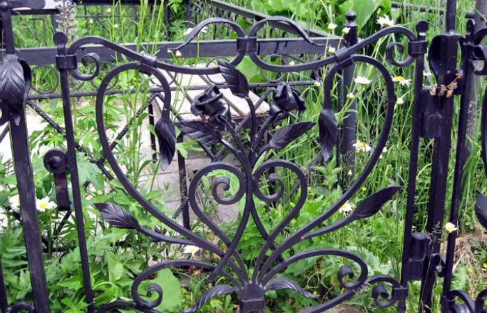 Grave05